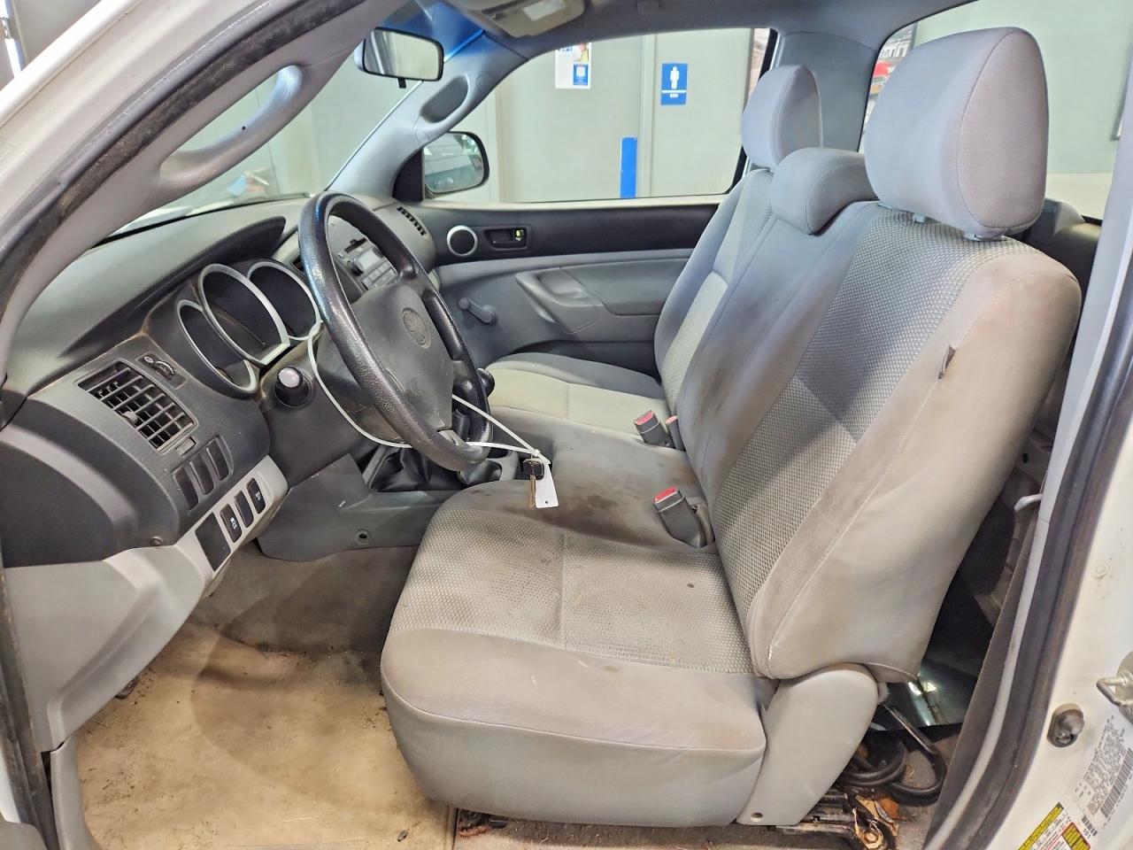 2010 TOYOTA TACOMA