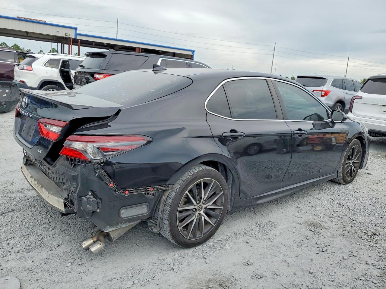 2022 TOYOTA CAMRY