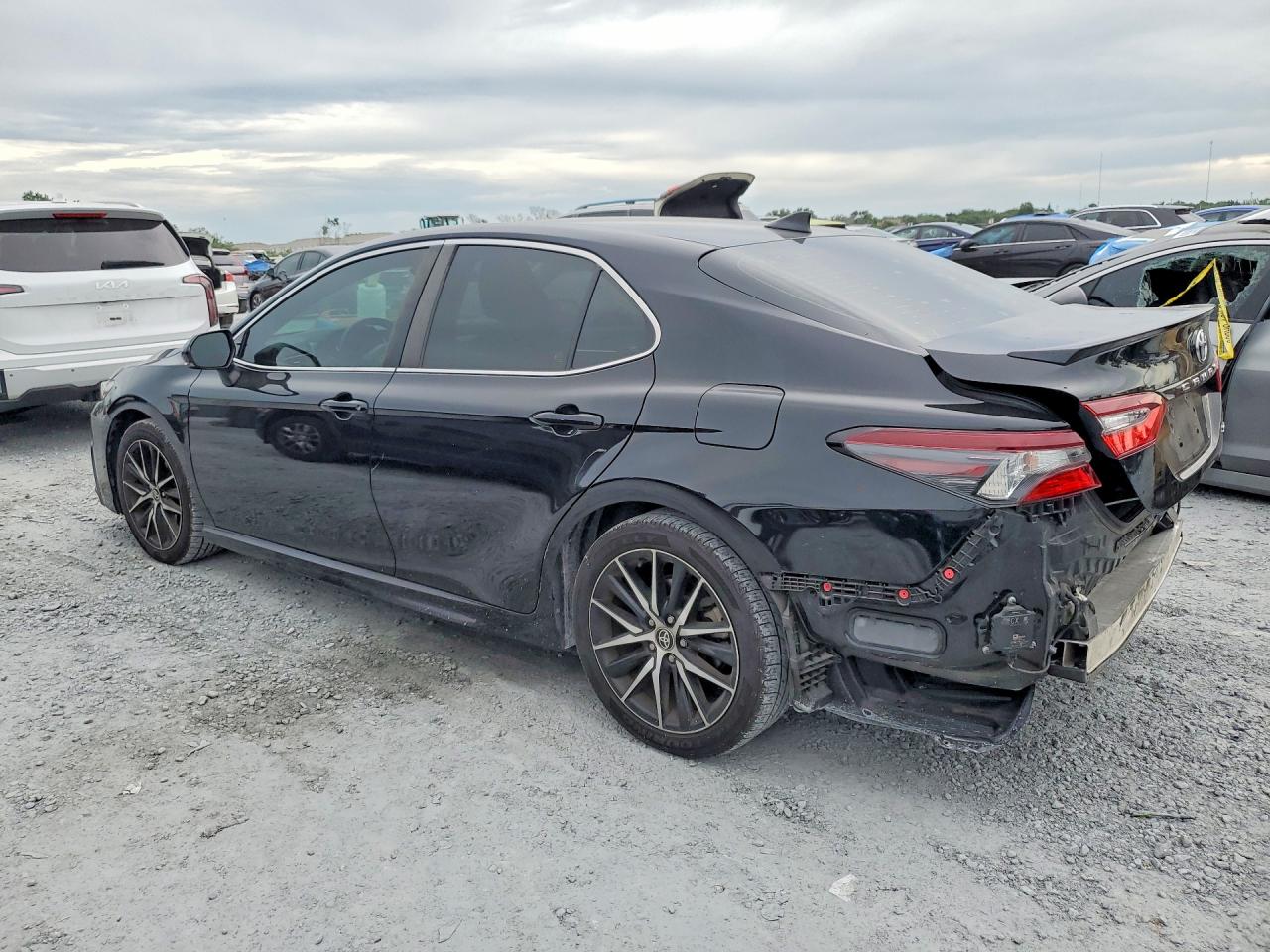 2022 TOYOTA CAMRY