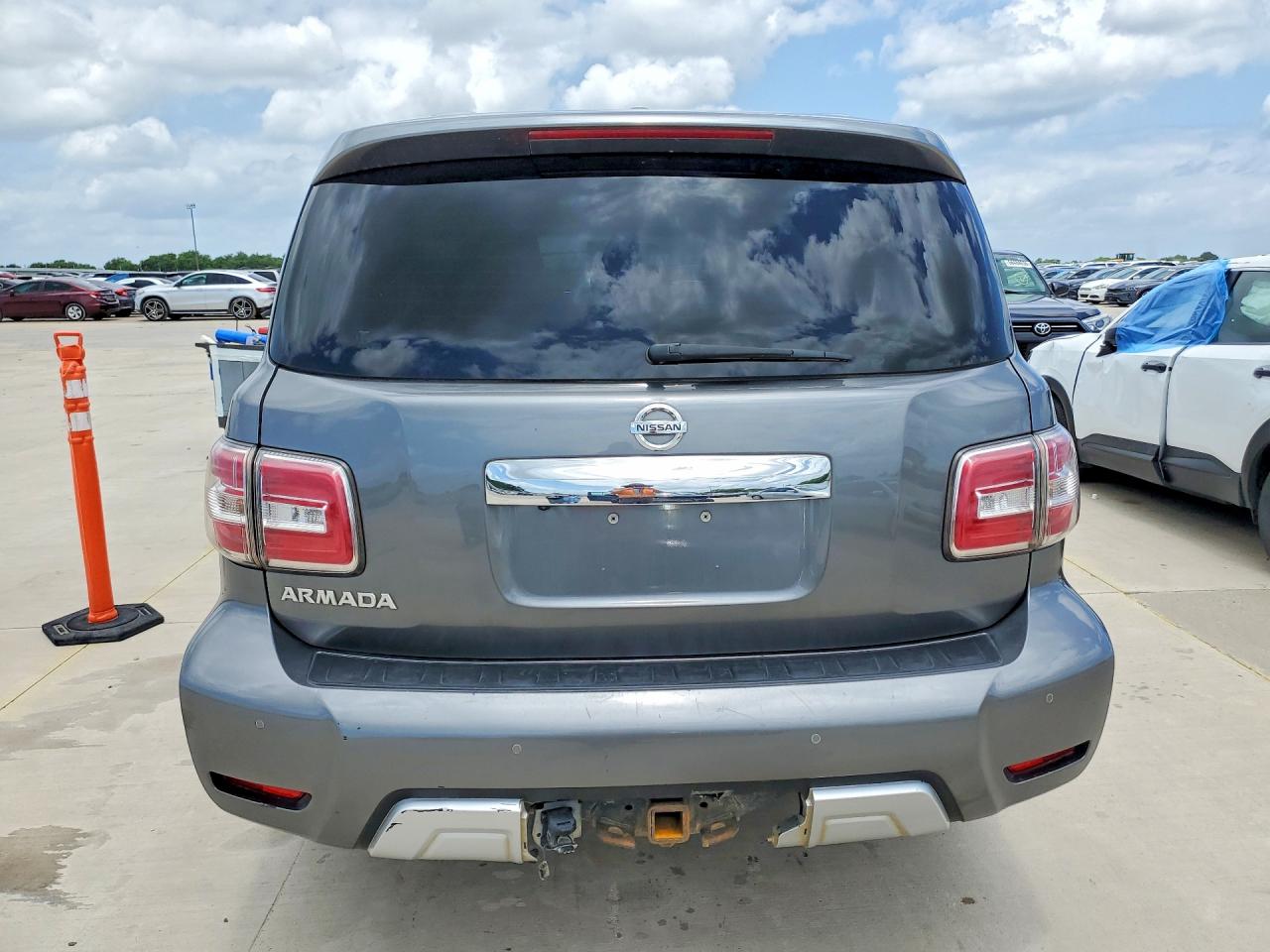 2017 NISSAN ARMADA