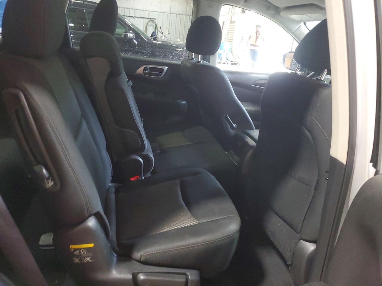 2017 NISSAN PATHFINDER