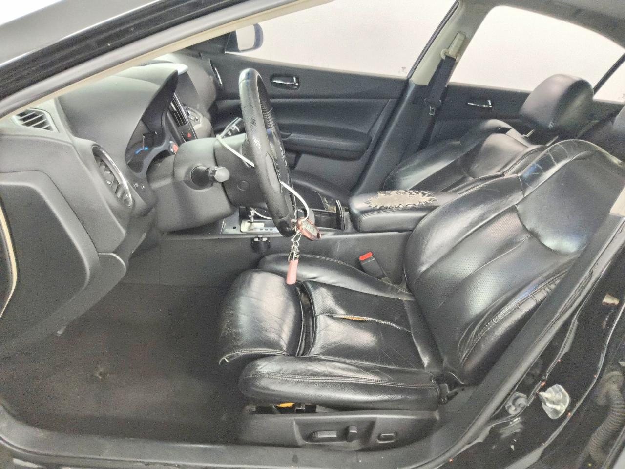 2012 NISSAN MAXIMA