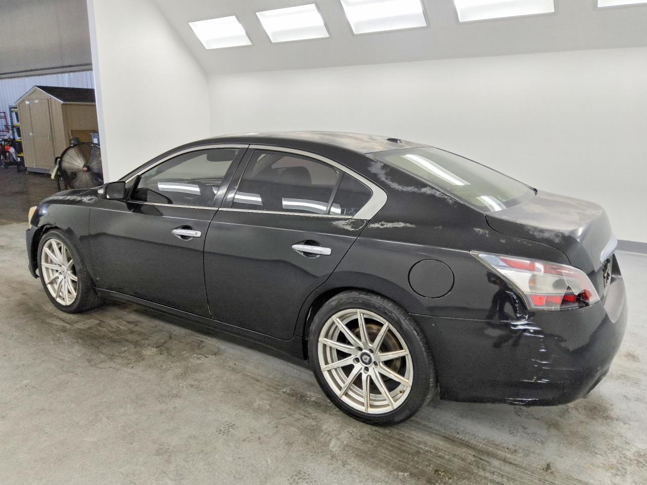 2012 NISSAN MAXIMA