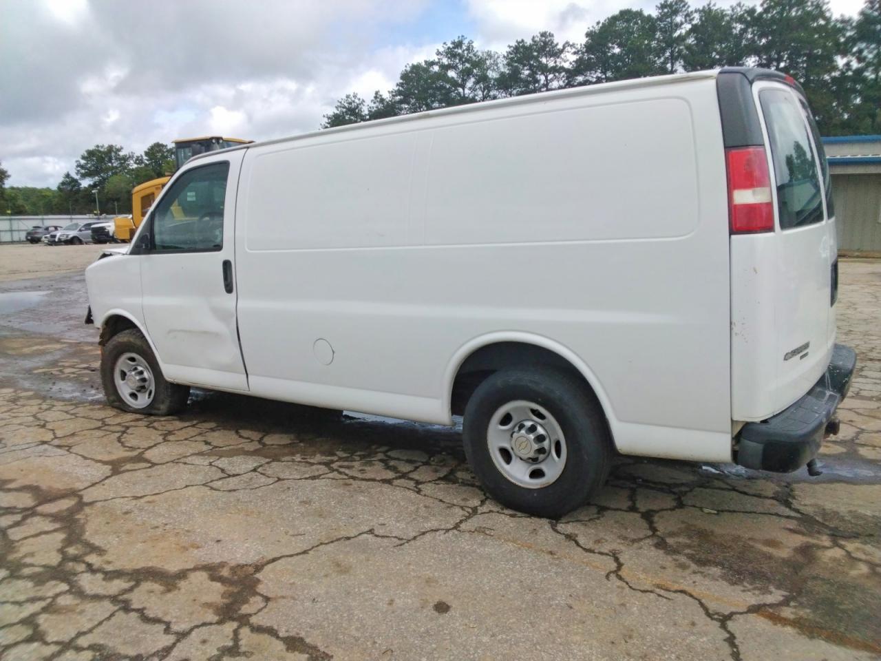 2013 CHEVROLET EXPRESS