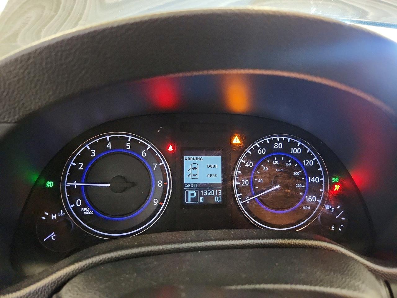 2013 INFINITI G37