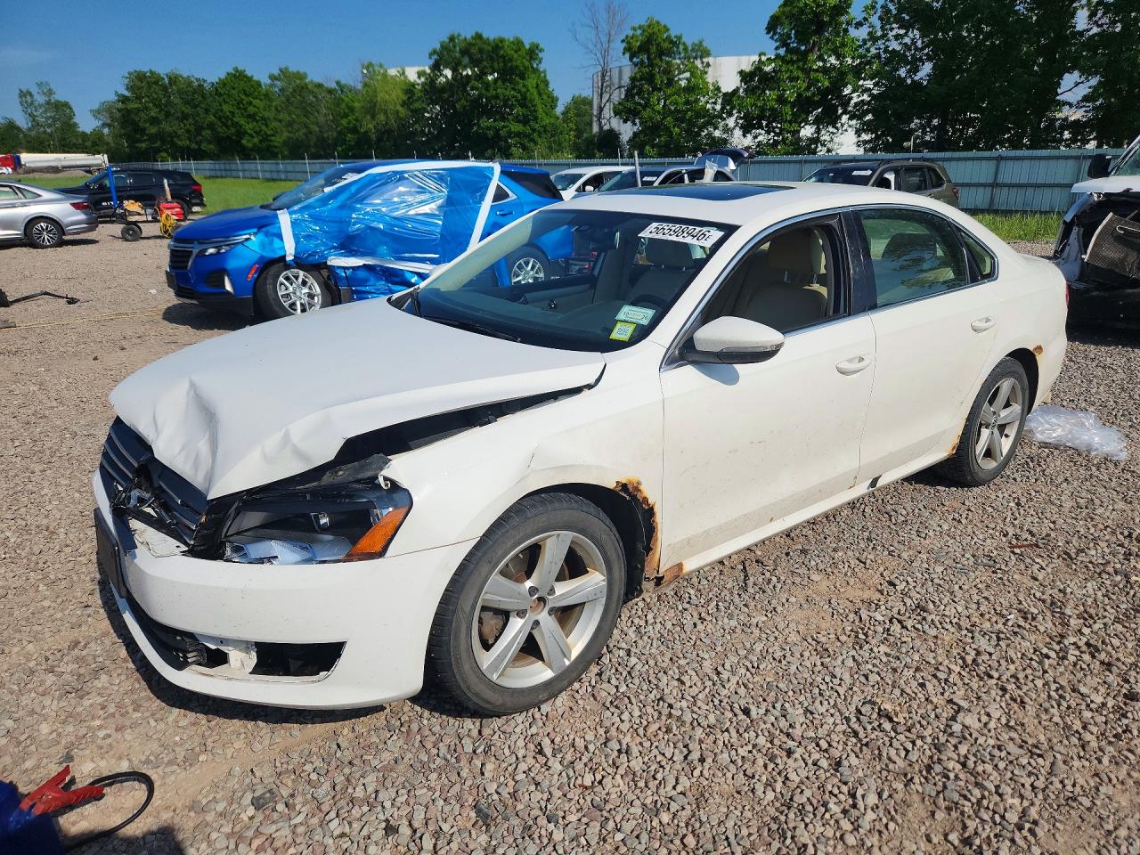 2012 VOLKSWAGEN PASSAT