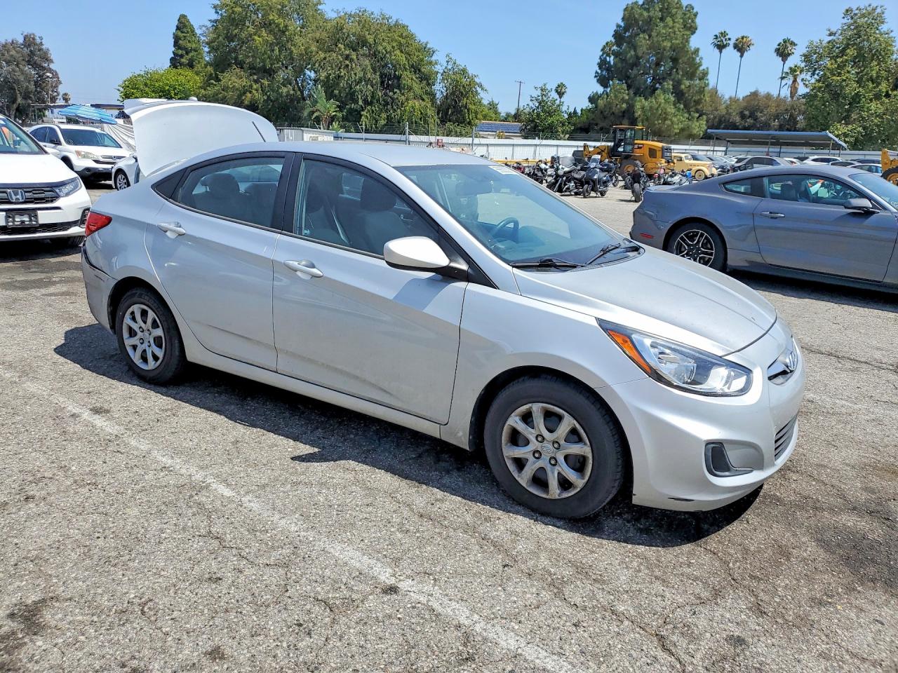 2014 HYUNDAI ACCENT
