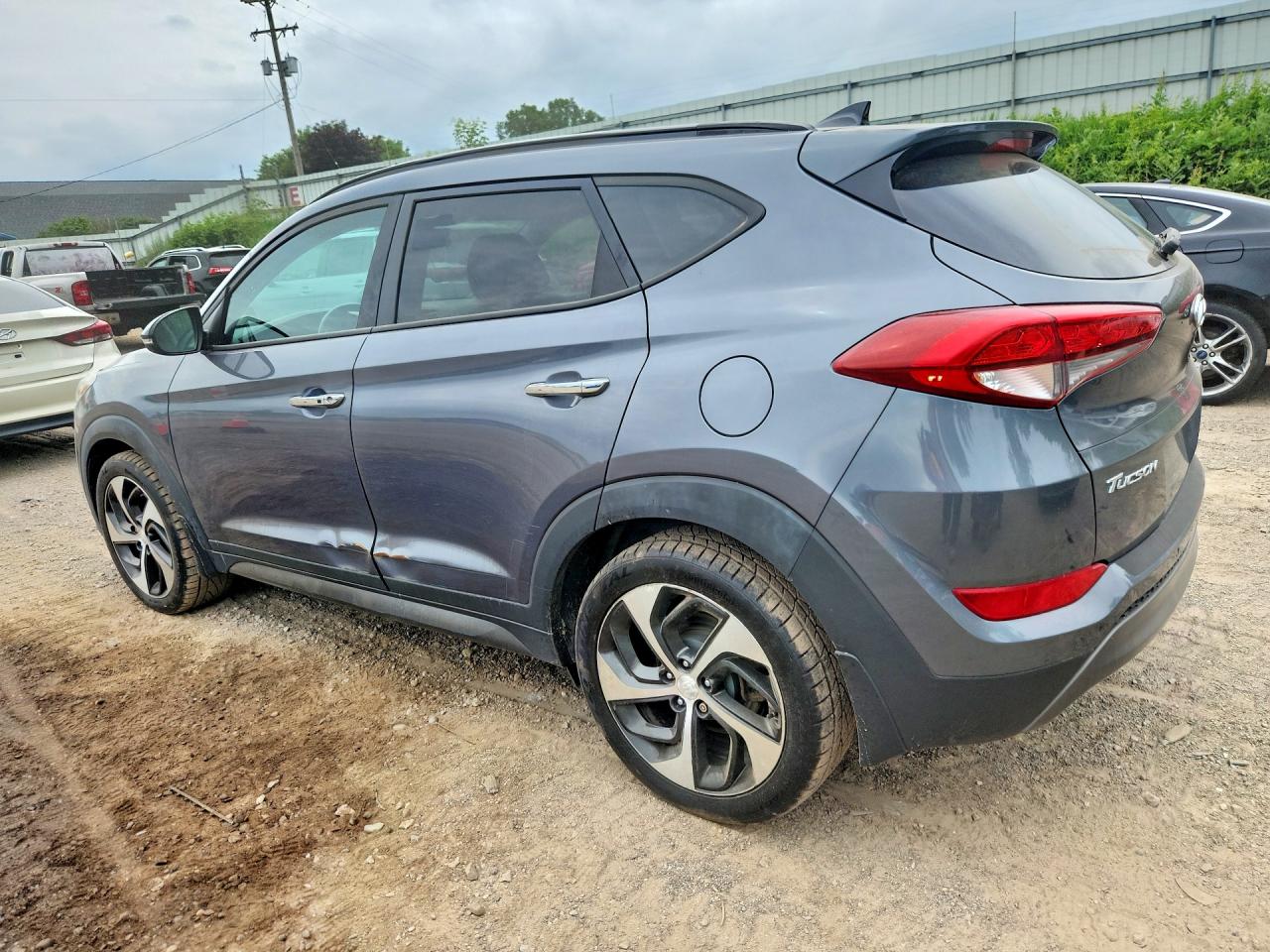 2016 HYUNDAI TUCSON