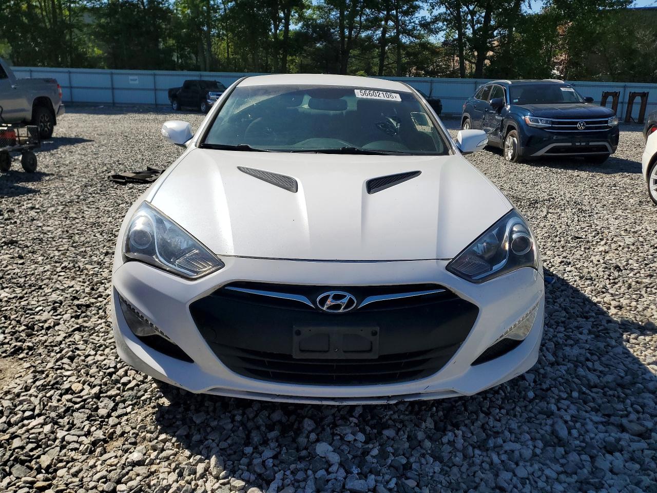2016 HYUNDAI GENESIS