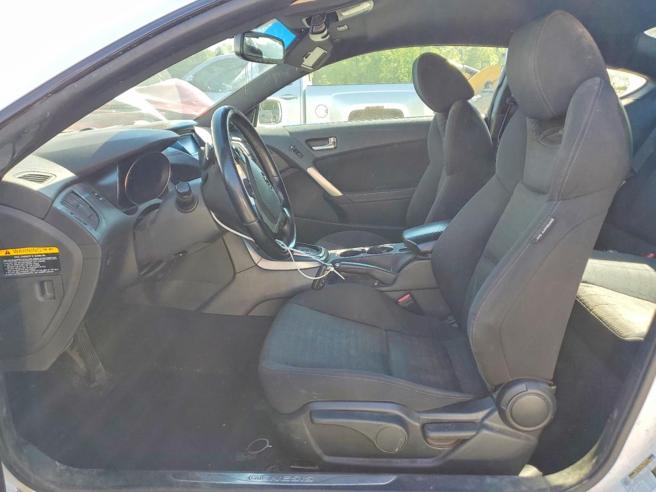 2016 HYUNDAI GENESIS