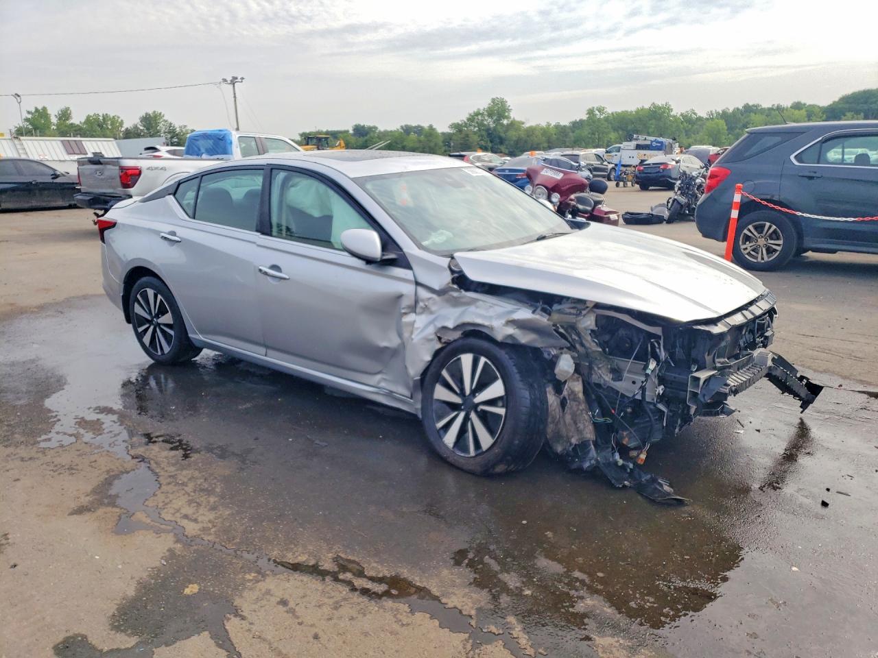 2022 NISSAN ALTIMA