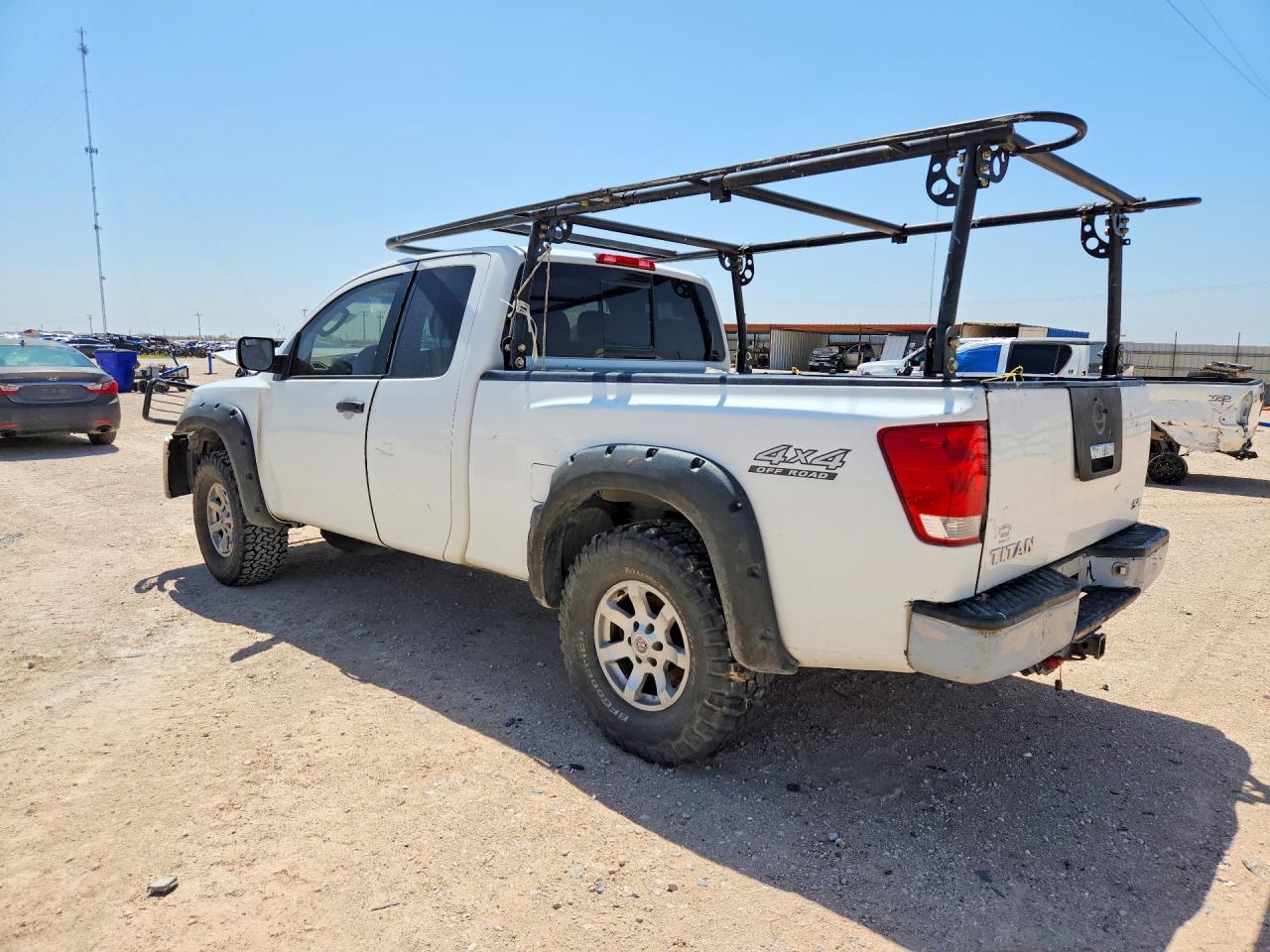 2004 NISSAN TITAN PRO-