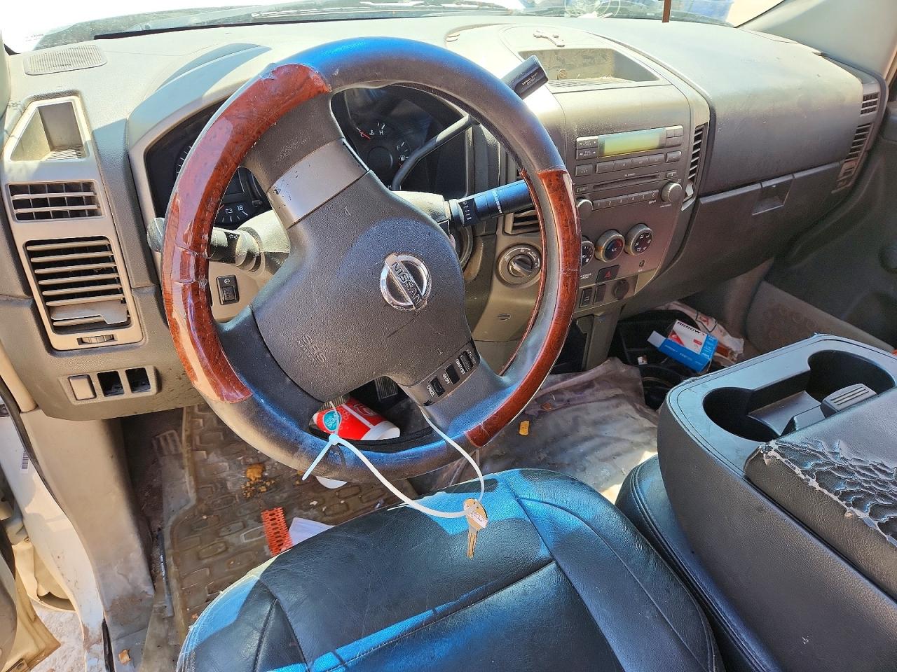 2004 NISSAN TITAN PRO-