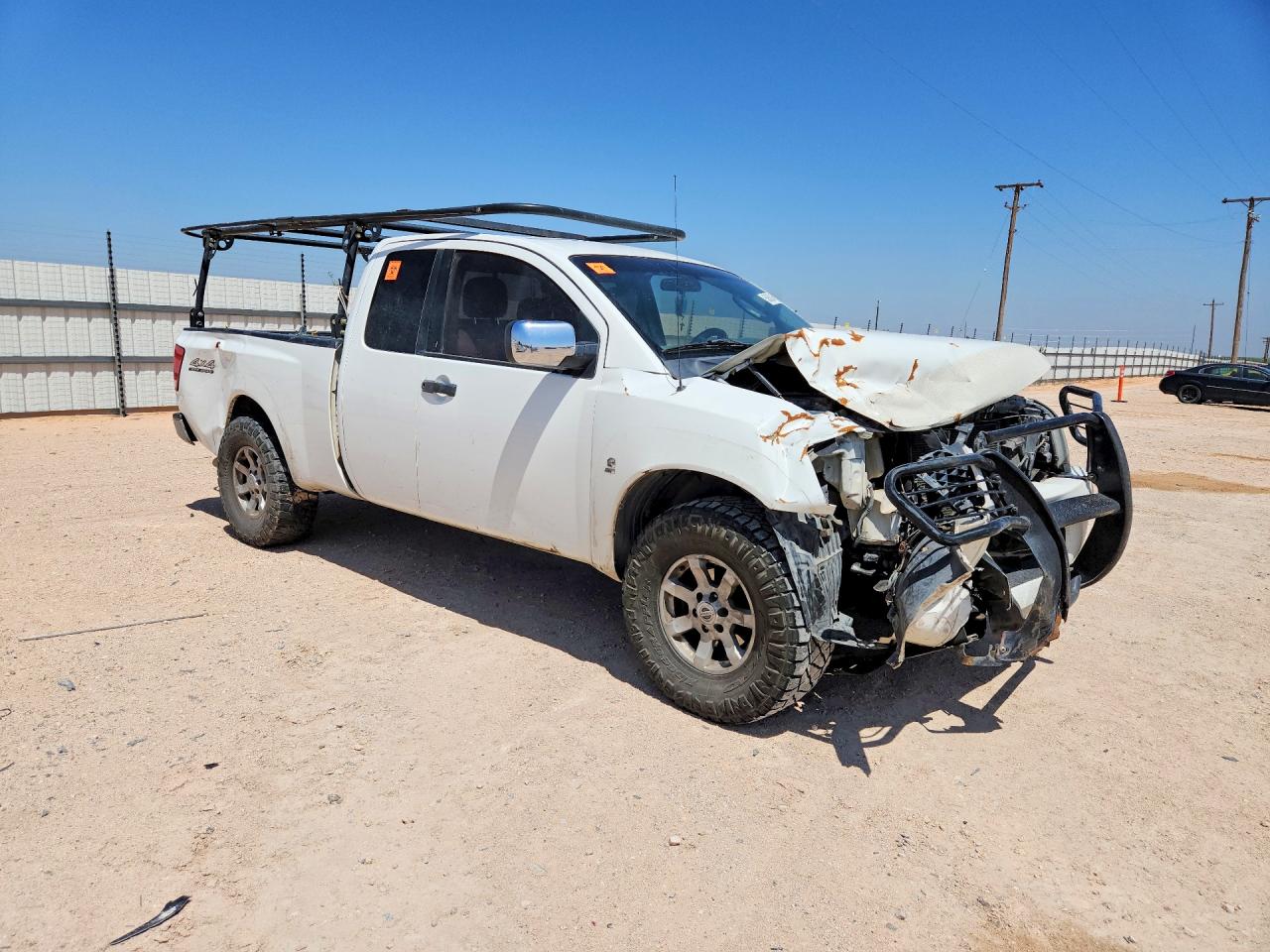 2004 NISSAN TITAN PRO-