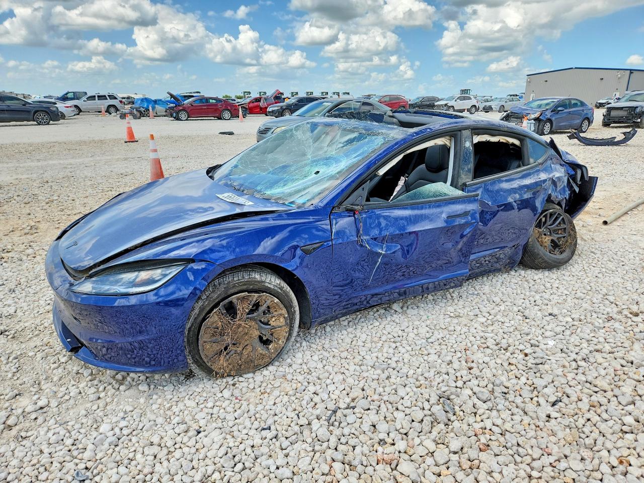 2026 TESLA MODEL 3
