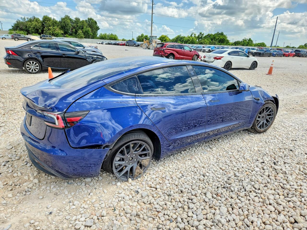 2026 TESLA MODEL 3