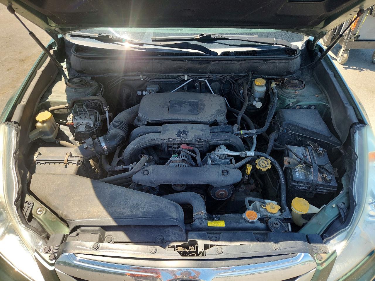 2012 SUBARU OUTBACK