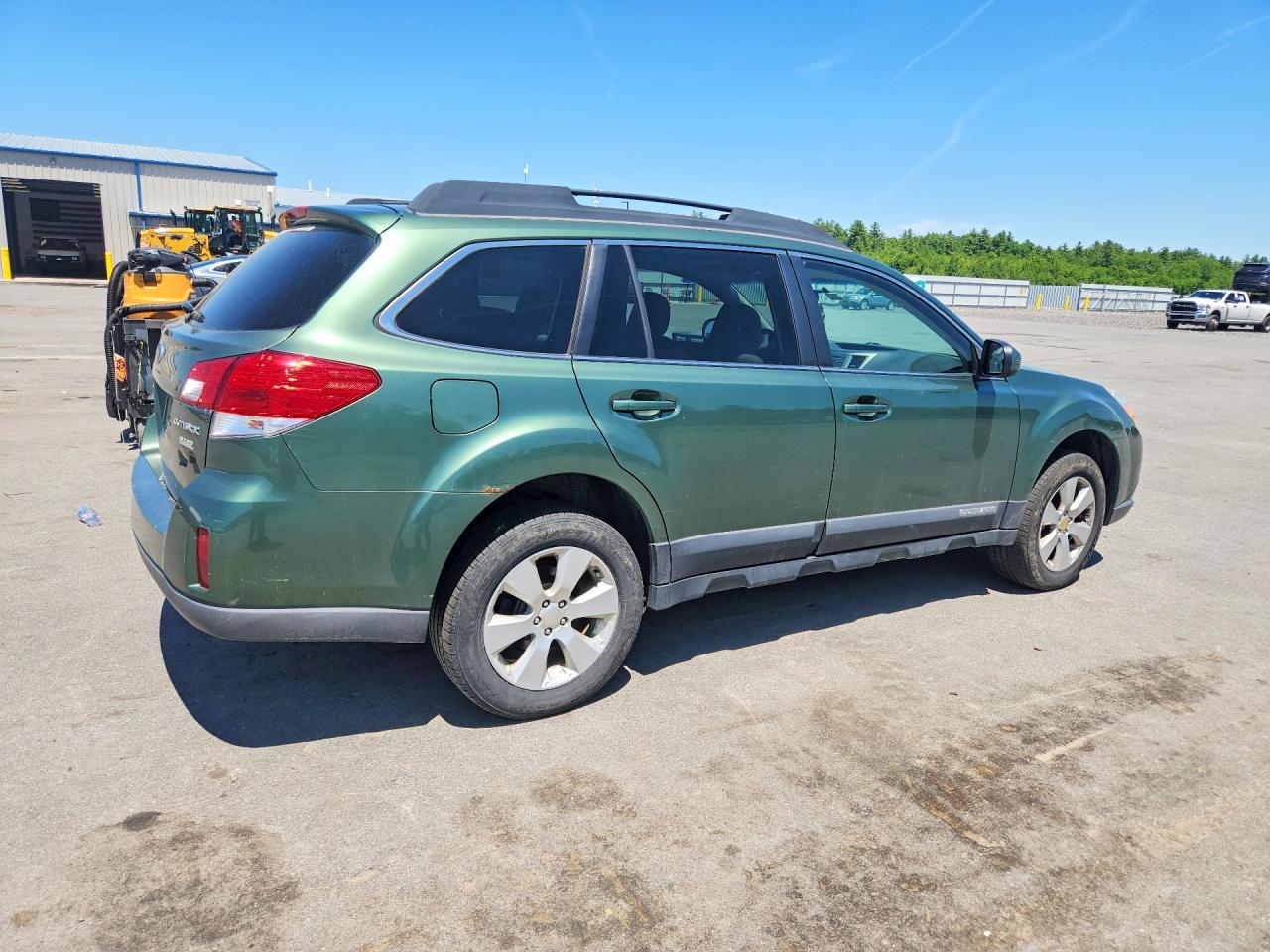 2012 SUBARU OUTBACK