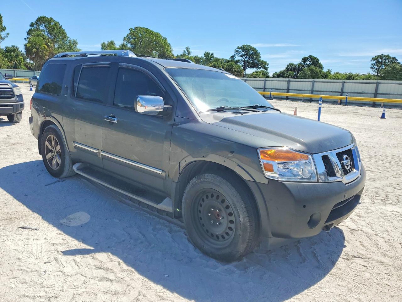 2011 NISSAN ARMADA