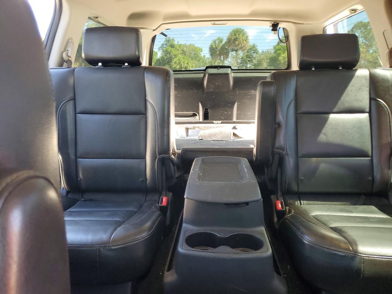 2011 NISSAN ARMADA