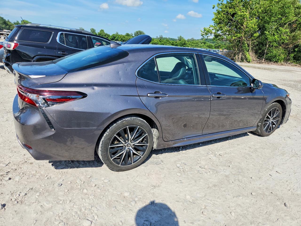 2023 TOYOTA CAMRY