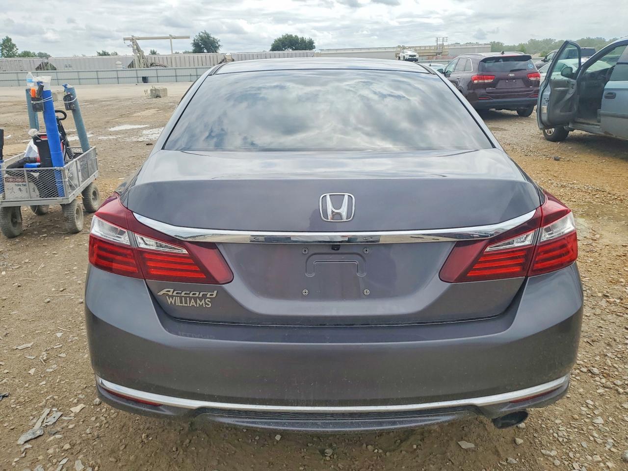 2016 HONDA ACCORD