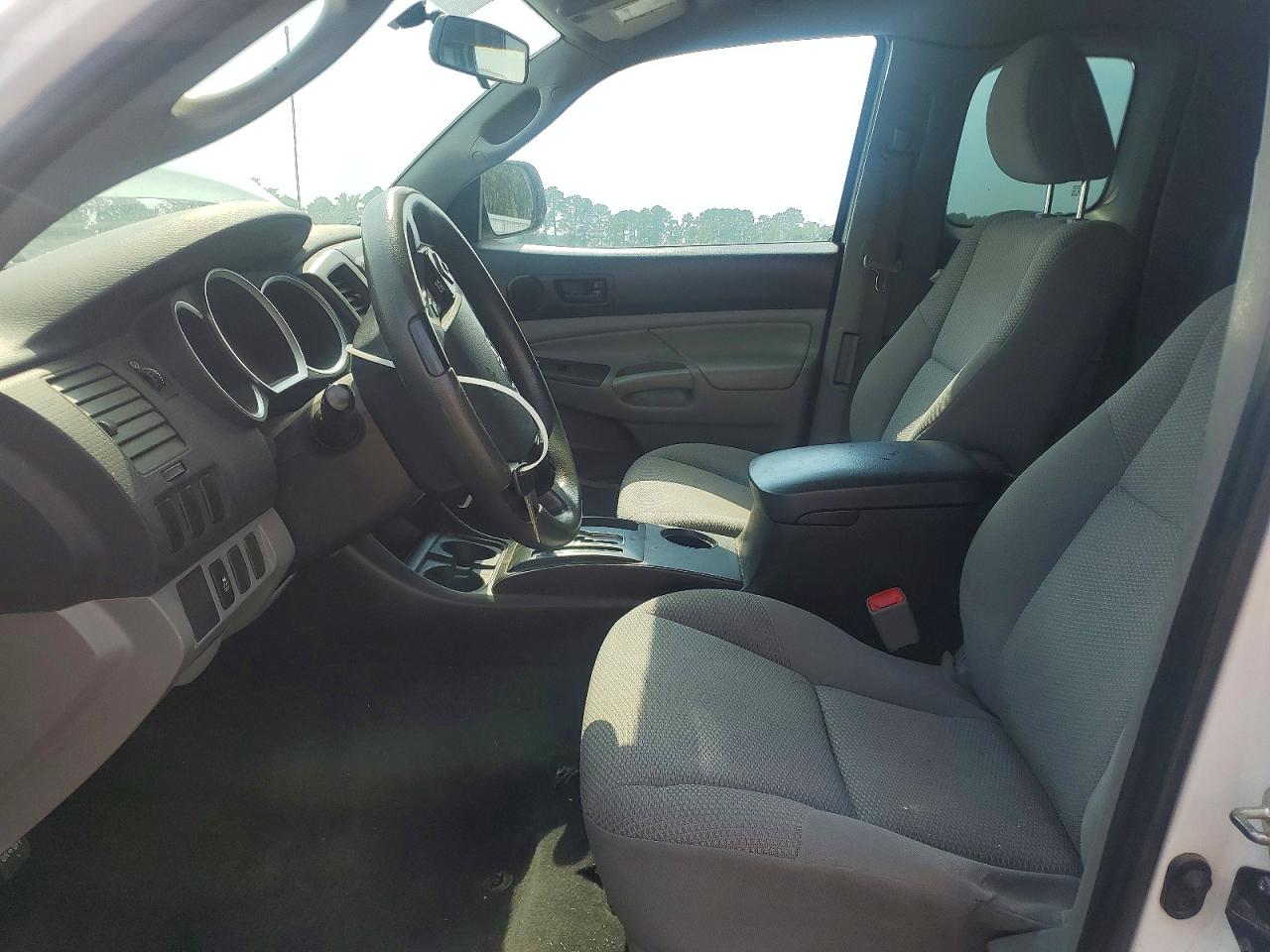 2015 TOYOTA TACOMA