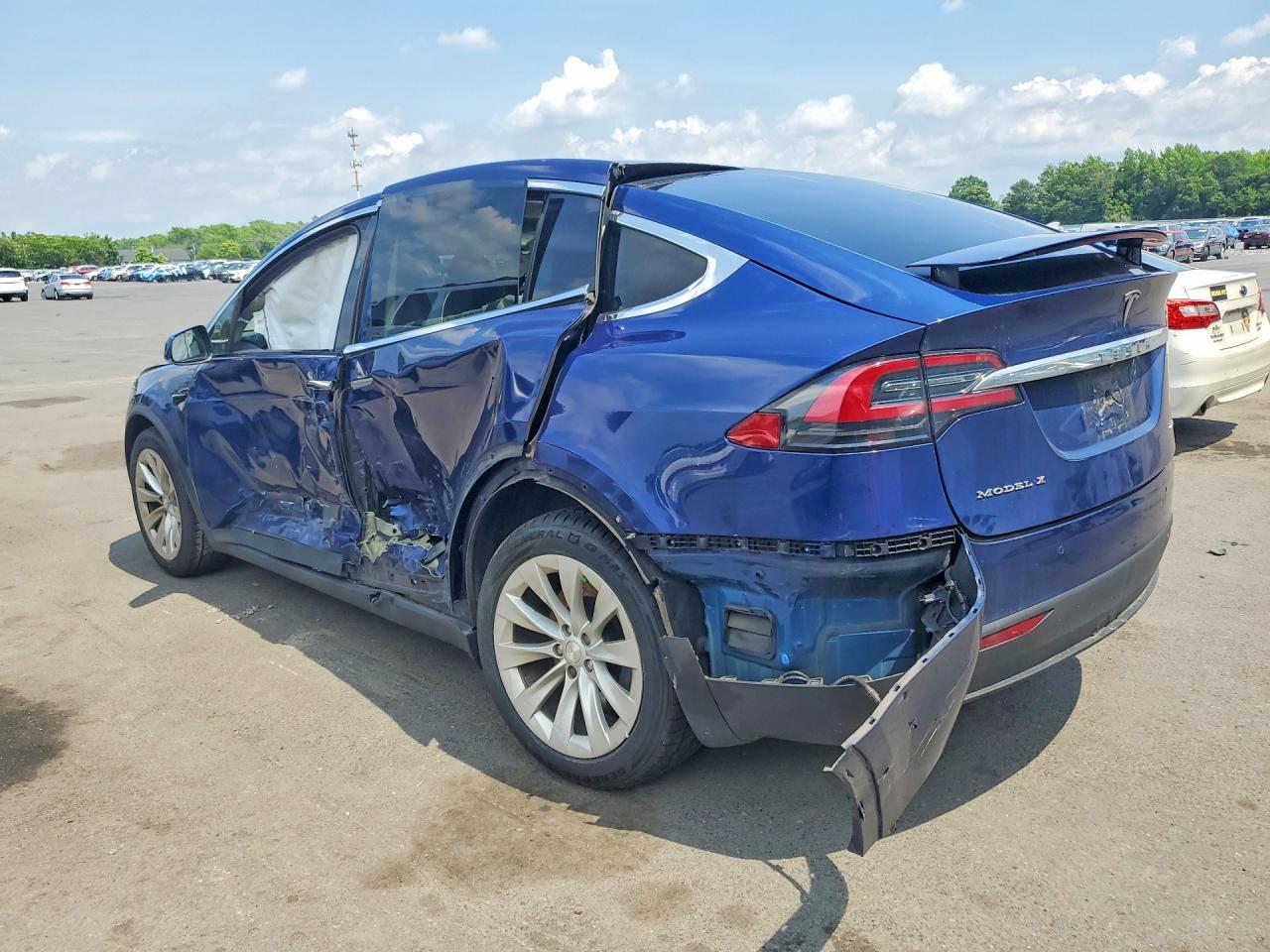 2018 TESLA MODEL X
