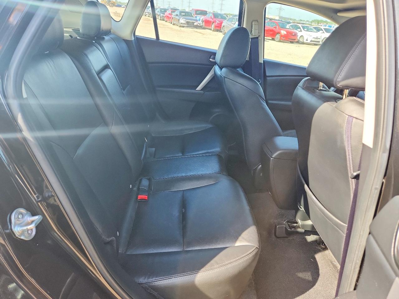 2013 MAZDA 3
