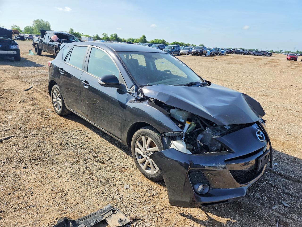 2013 MAZDA 3