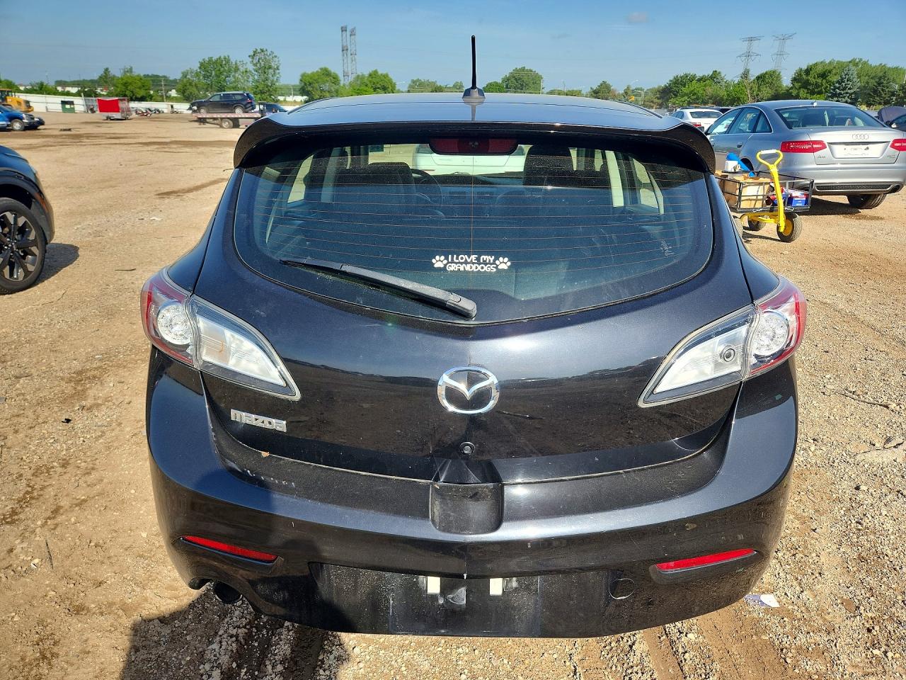 2013 MAZDA 3