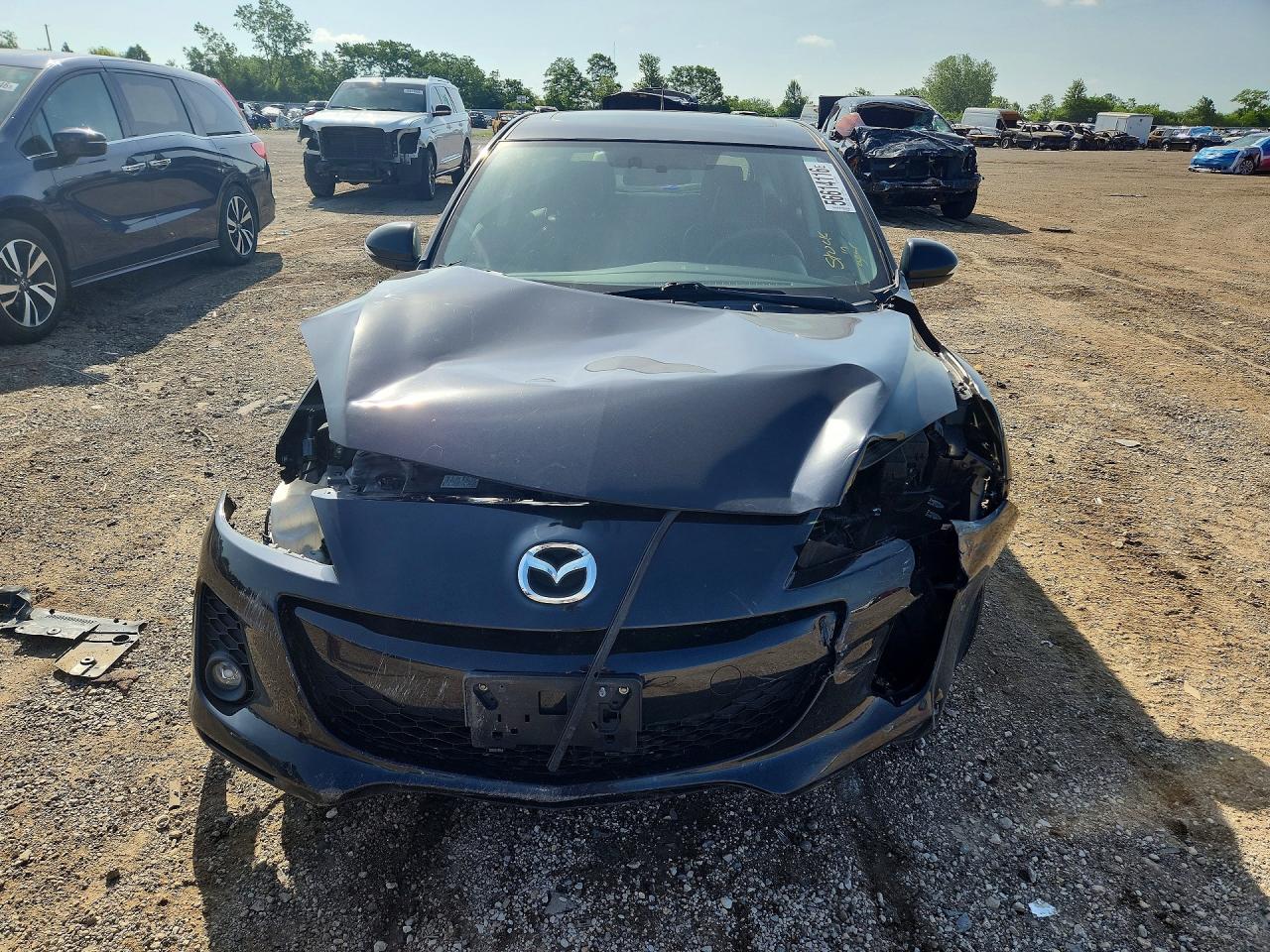 2013 MAZDA 3