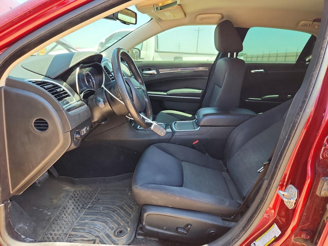 2020 CHRYSLER 300