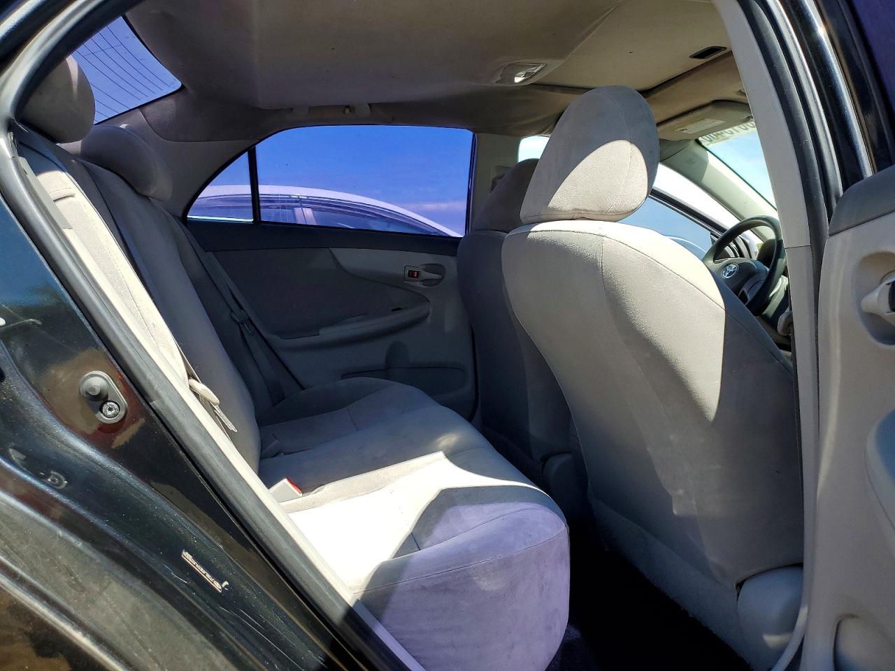 2009 TOYOTA COROLLA