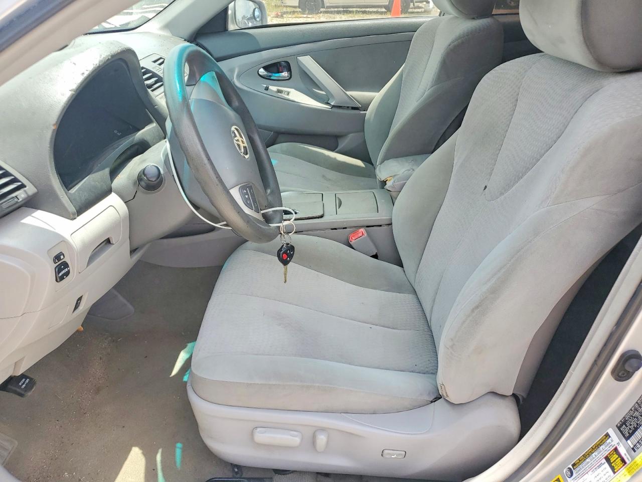 2011 TOYOTA CAMRY
