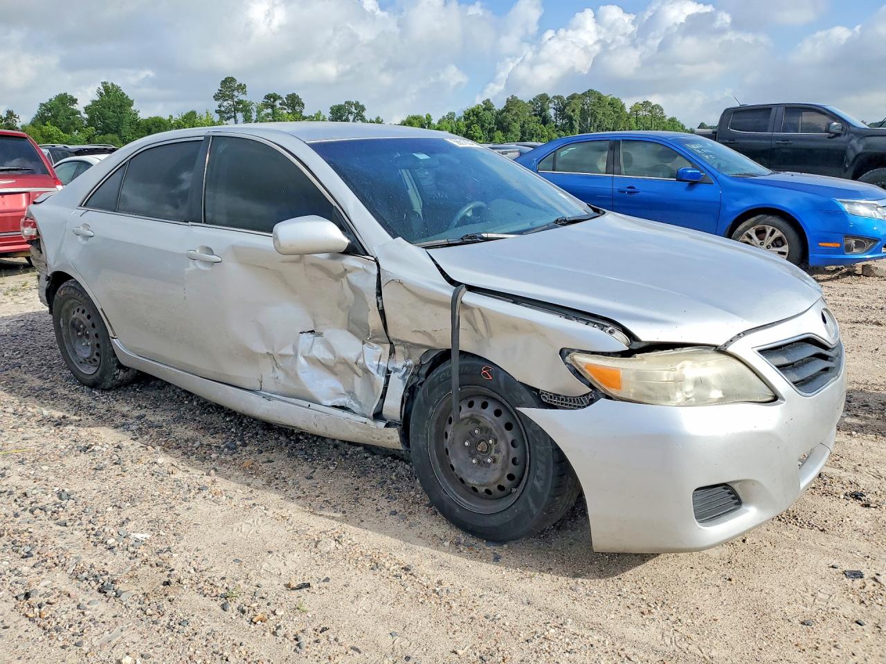 2011 TOYOTA CAMRY