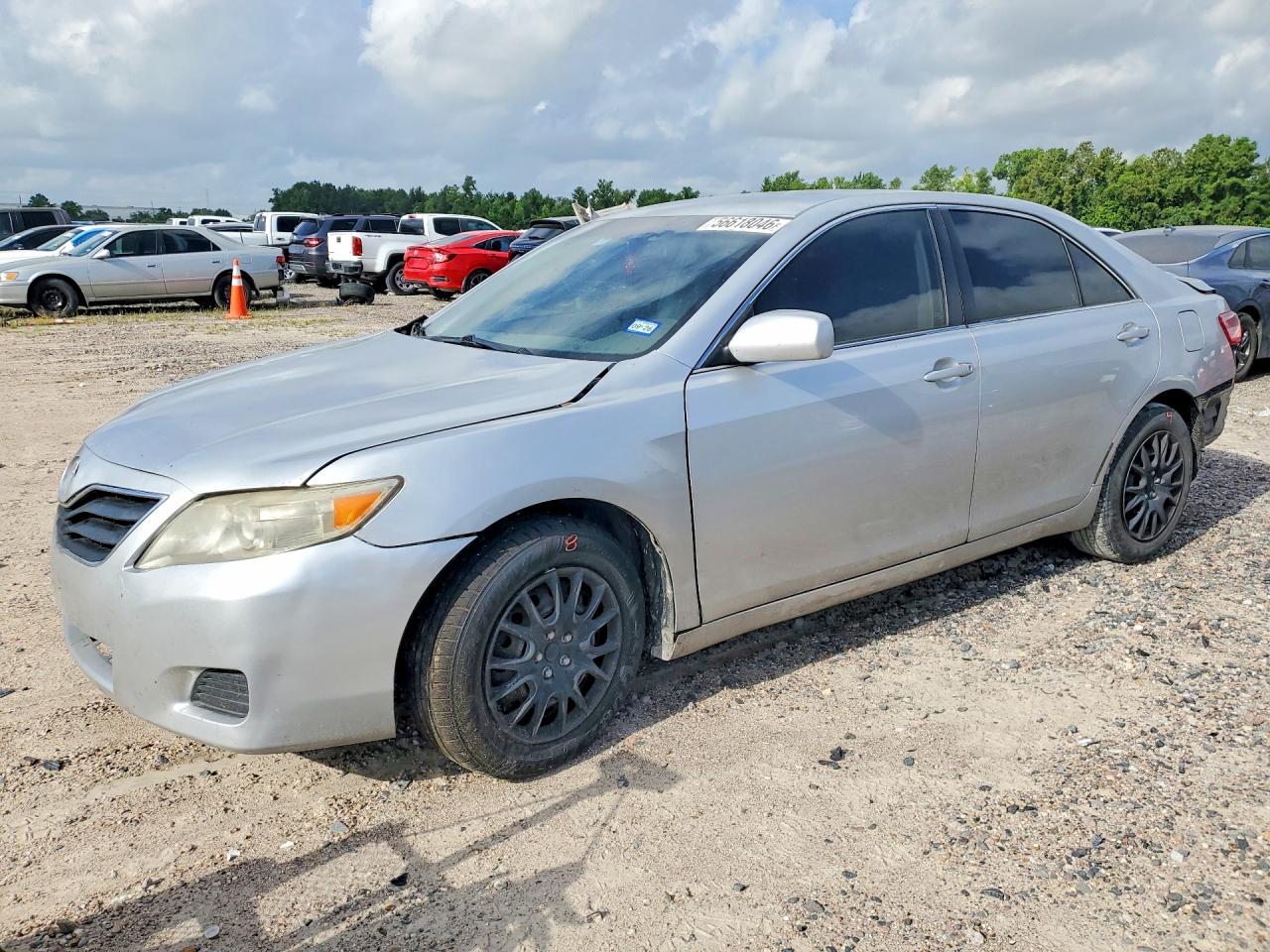 2011 TOYOTA CAMRY