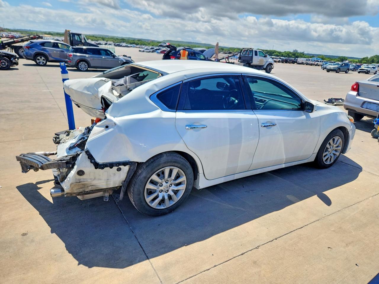 2017 NISSAN ALTIMA