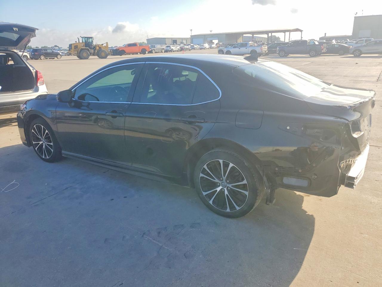 2020 TOYOTA CAMRY