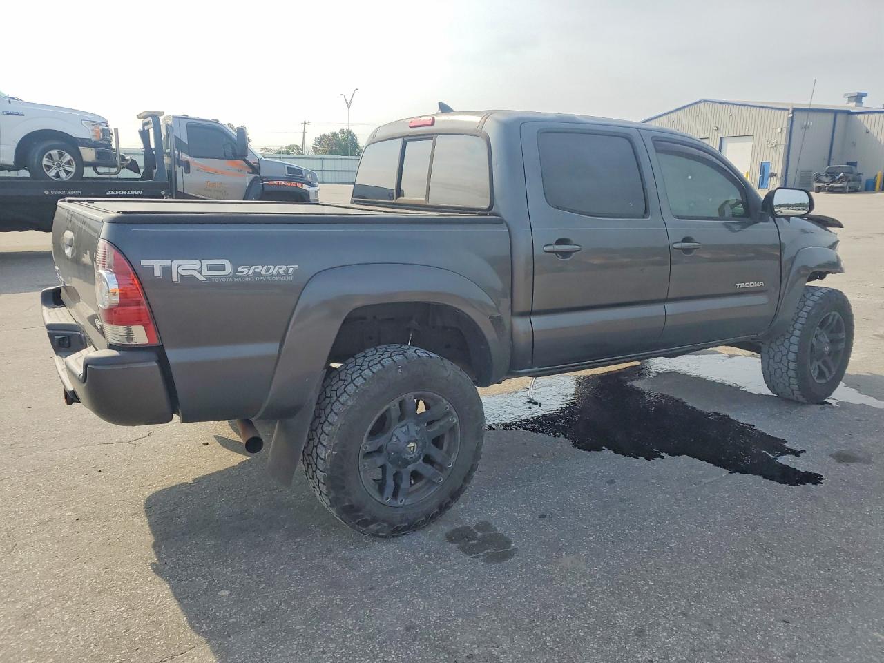 2015 TOYOTA TACOMA