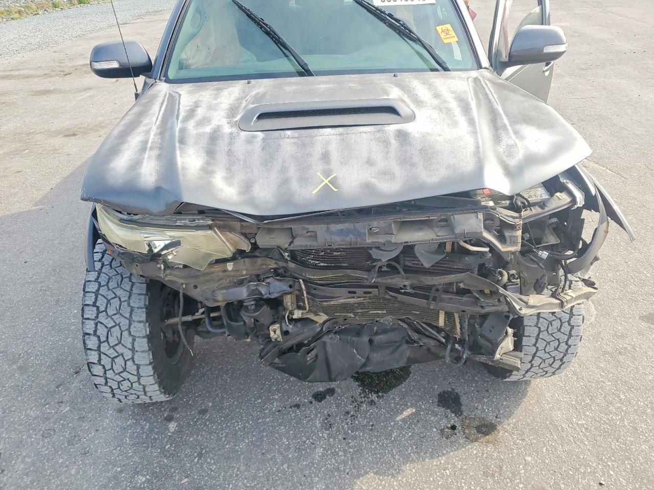 2015 TOYOTA TACOMA