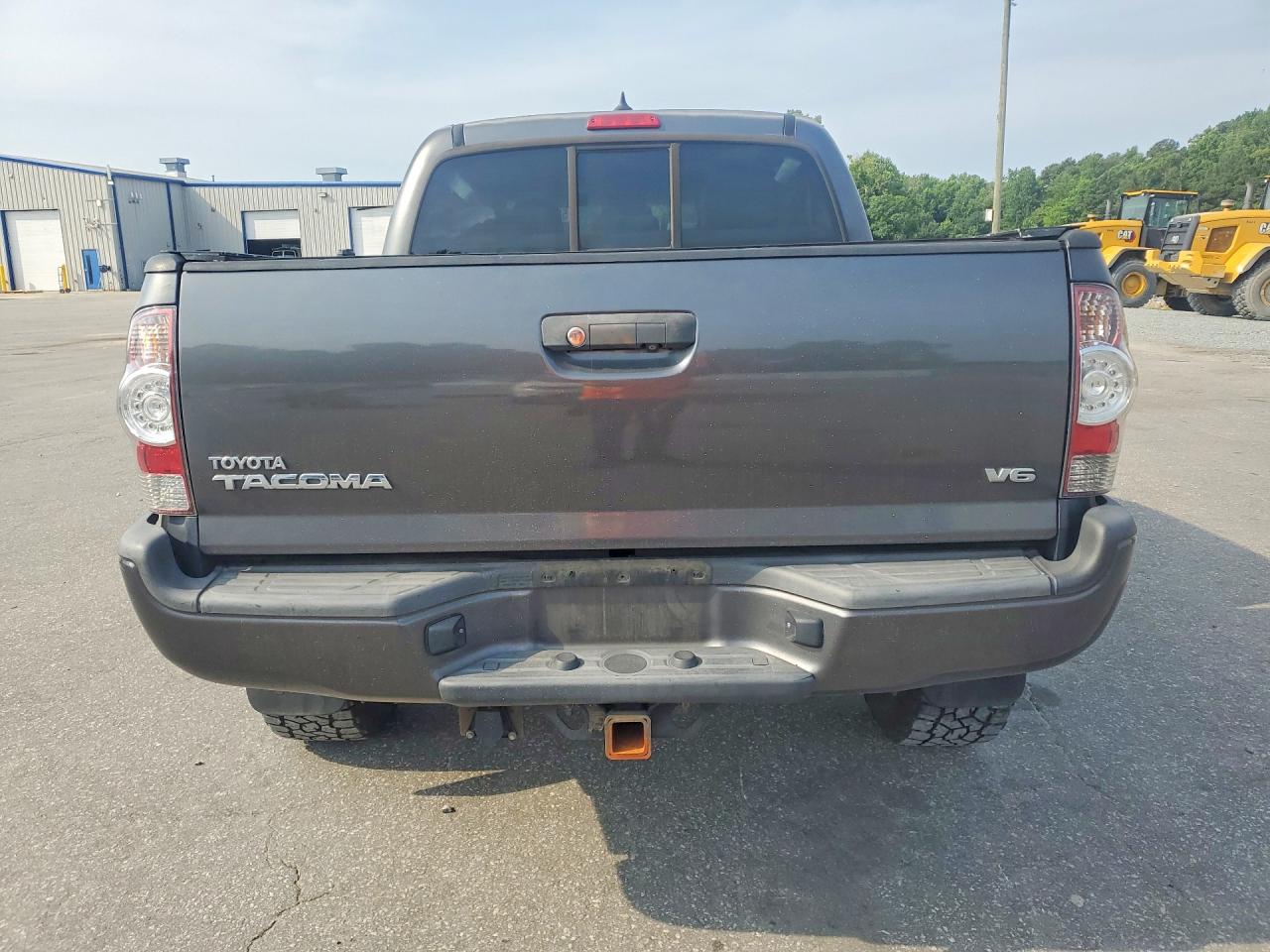 2015 TOYOTA TACOMA