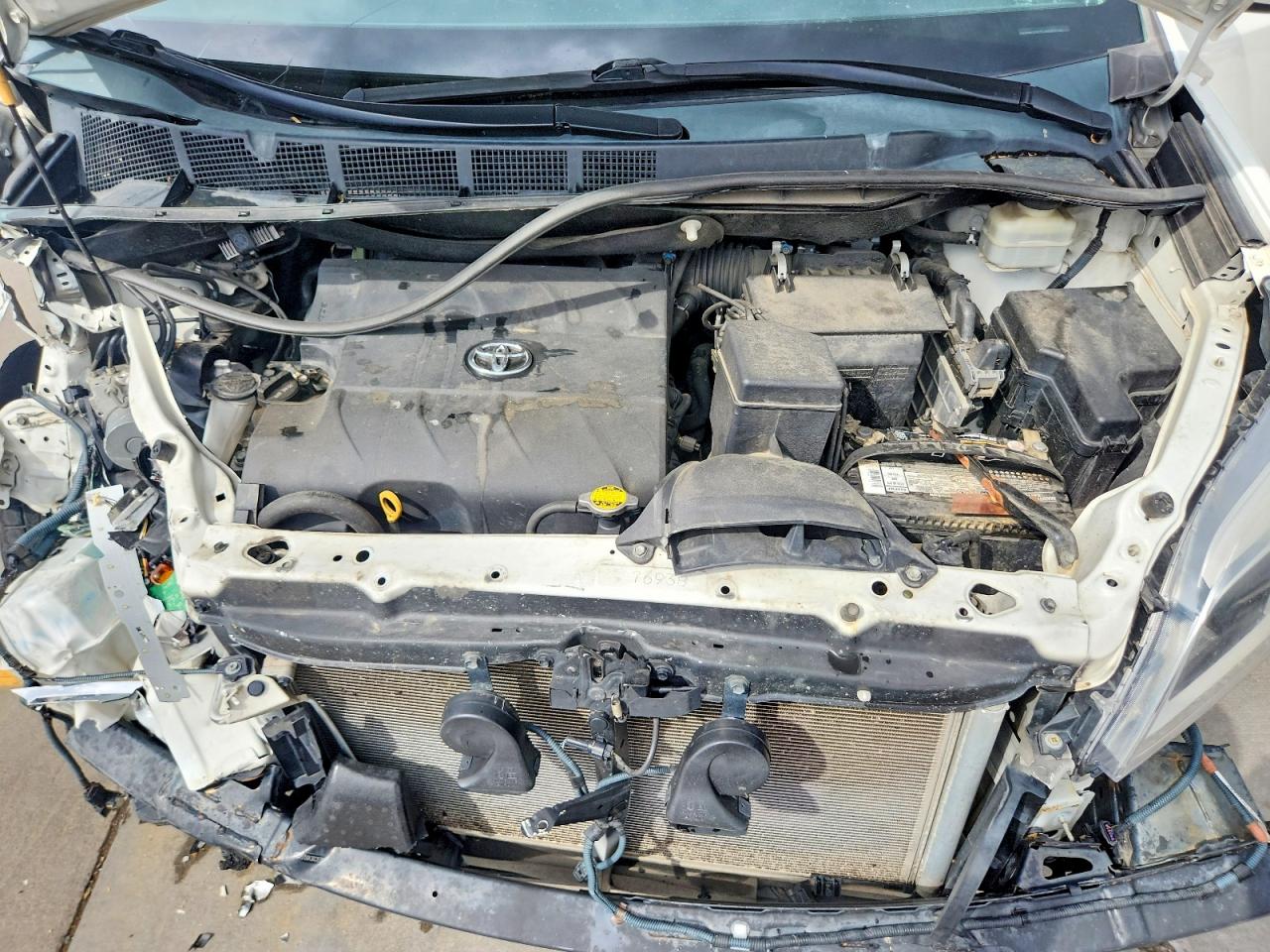 2015 TOYOTA SIENNA