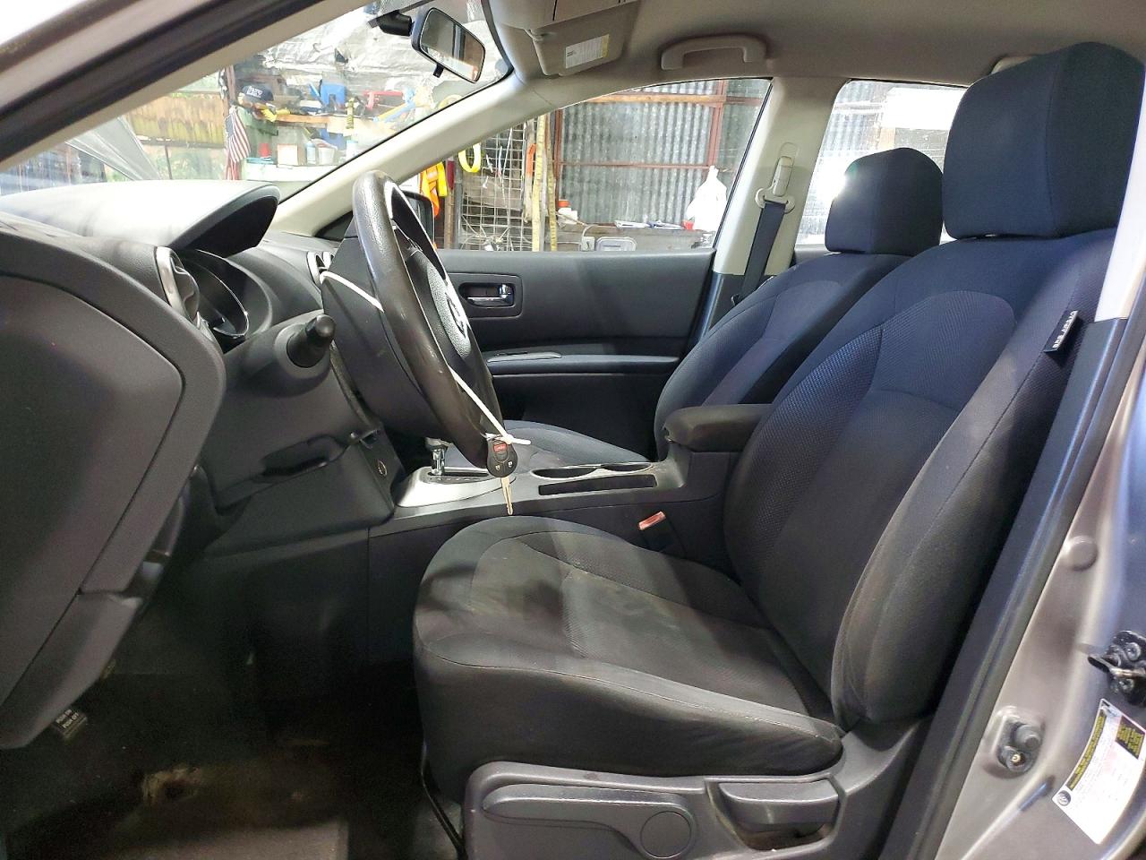 2011 NISSAN ROGUE