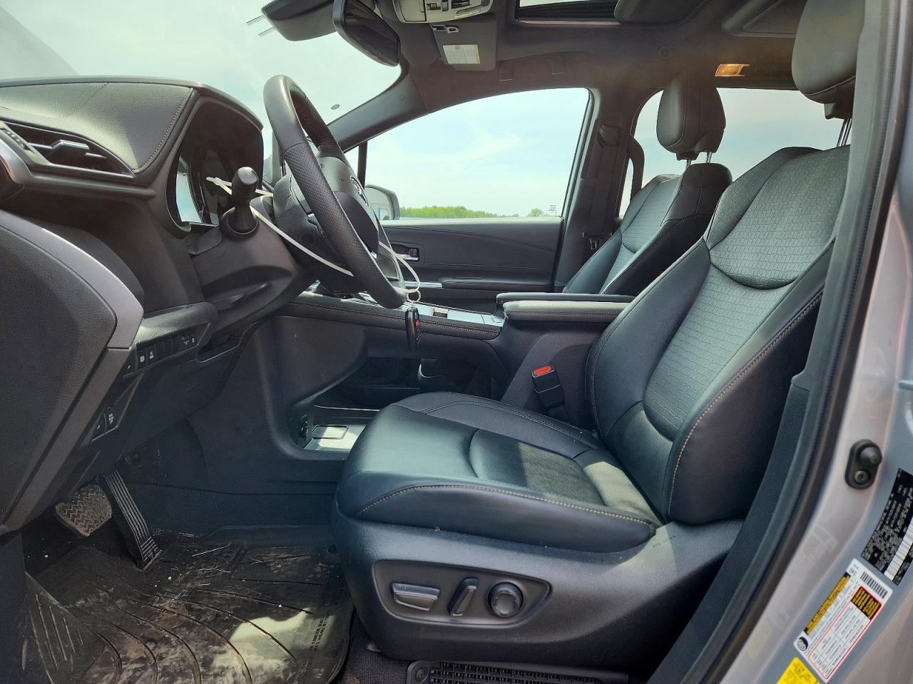 2024 TOYOTA SIENNA