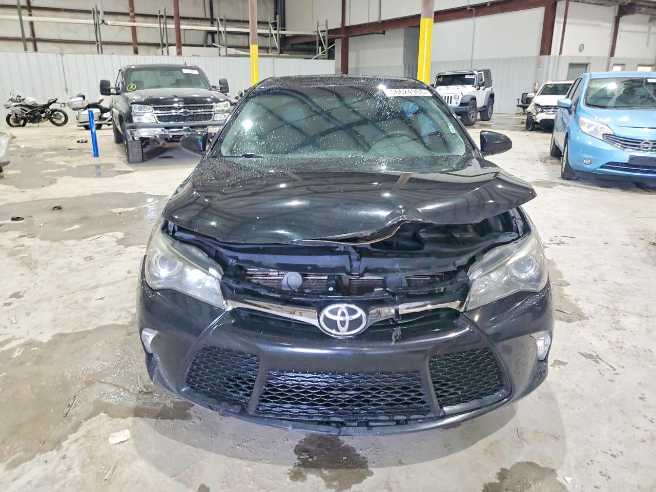 2017 TOYOTA CAMRY