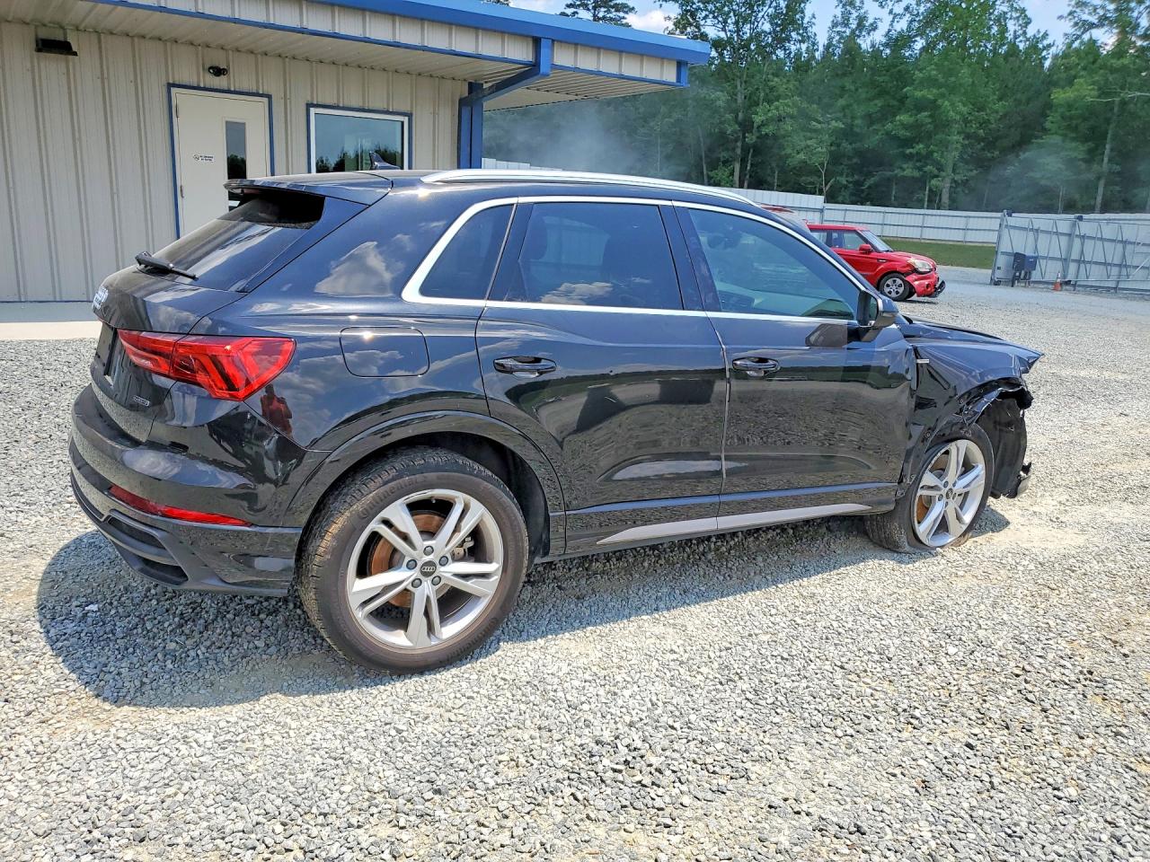 2022 AUDI Q3