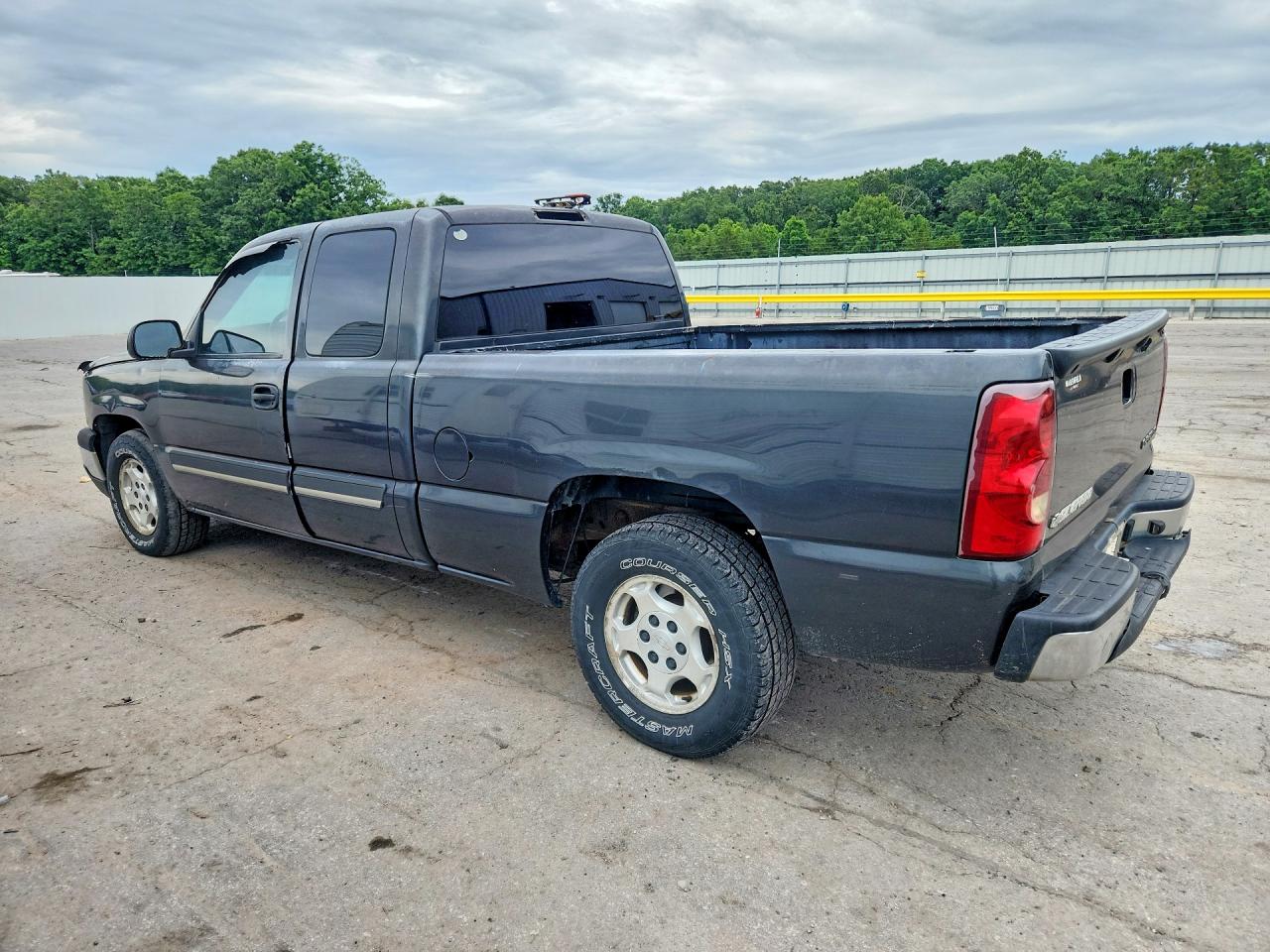 2003 CHEVROLET SILVERADO
