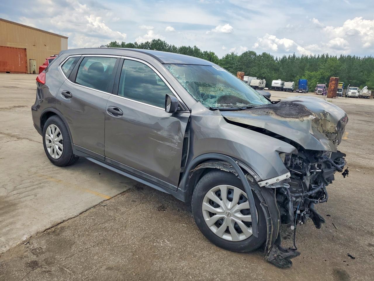 2017 NISSAN ROGUE