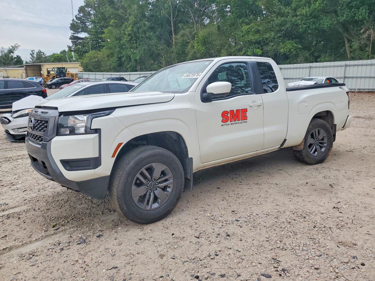 2025 NISSAN FRONTIER